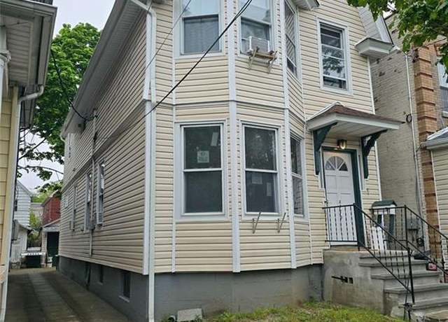 Property at 87-79 108 St, Richmond Hill, NY 11418, 6 beds, 3 baths