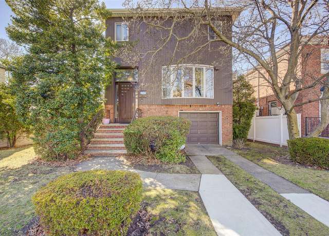 Property at 73-20 170th St, Fresh Meadows, NY 11366, 5 beds, 2.5 baths