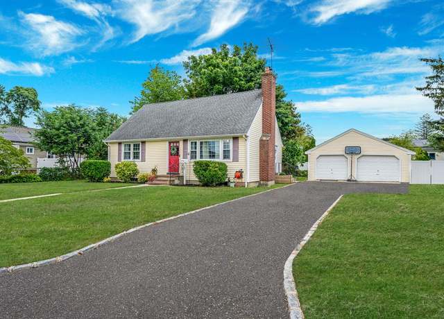 Property at 23 W 8th St, Deer Park, NY 11729, 4 beds, 2 baths