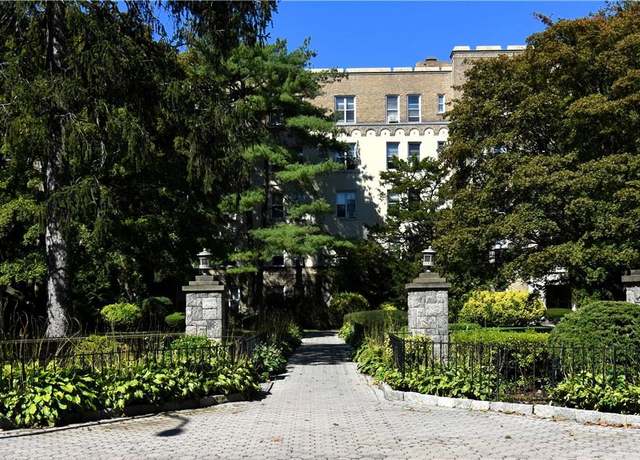 Property at 472 Gramatan Ave Unit A4, Mount Vernon, NY 10552, 2 beds, 1 bath