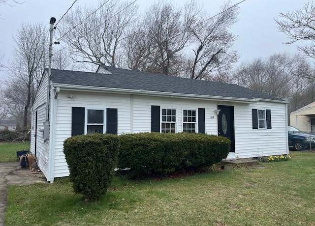 Property at 624 Bayview Ave, Bellport, NY 11713, 3 beds, 1 bath