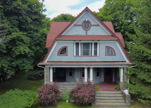 Property at 12 Highview Ave, Callicoon, NY 12723, 5 beds, 2 baths