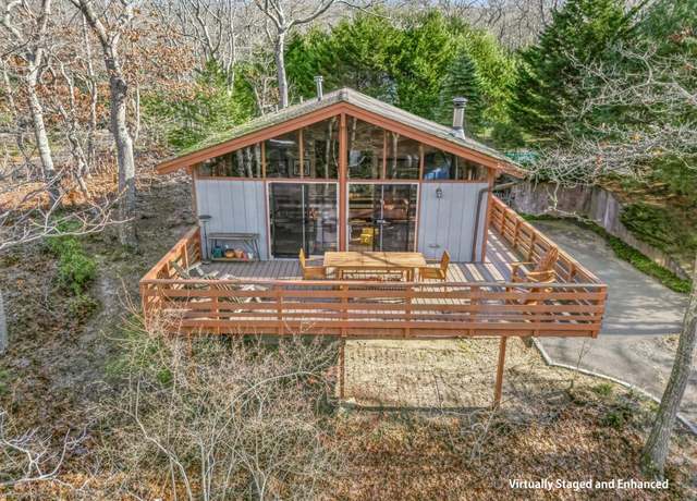 Property at 292 Little Fresh Pond Rd, Southampton, NY 11968, 3 beds, 3 baths