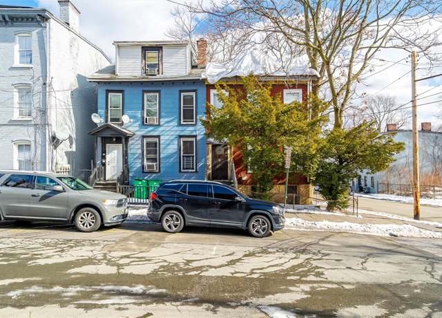 Property at 33 Clark St, Newburgh, NY 12550, 4 beds, 1 bath