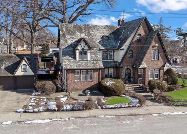 Property at 17501 Murdock Ave, Addisleigh Park, NY 11434, 5 beds, 3.5 baths