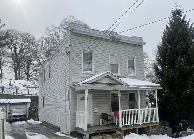 Property at 16 Homesite Pkwy, Yonkers, NY 10701, 5 beds, 2 baths