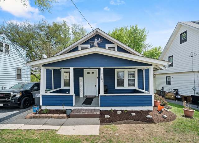 Property at 203 Watkins Ave, Middletown, NY 10940, 2 beds, 1 bath