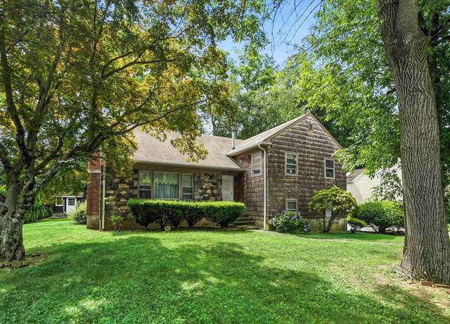 Property at 239 Lake St, West Harrison, NY 10604, 4 beds, 2.5 baths