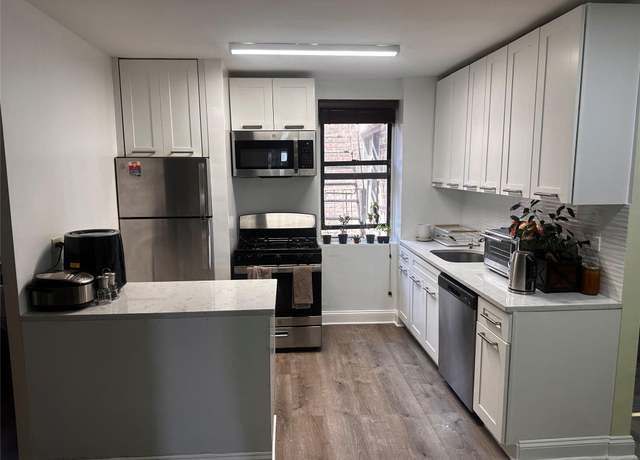 Property at 2640 Marion Ave Unit 4E, Bronx, NY 10458, 2 beds, 1 bath