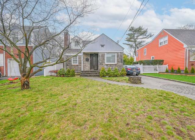 Property at 216 Home St, Valley Stream, NY 11580, 3 beds, 2 baths