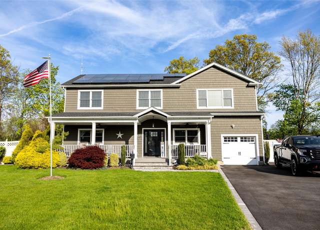 Property at 52 S Windhorst Ave, Bethpage, NY 11714, 4 beds, 4 baths
