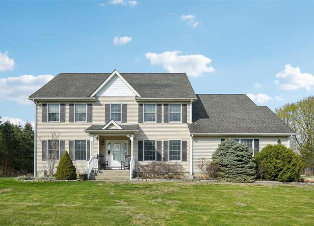 Property at 134 Old Pawling Rd, Pawling, NY 12564, 4 beds, 2.5 baths