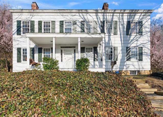 Property at 125 E Broadway, Roslyn, NY 11576, 4 beds, 4.5 baths