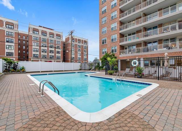 Property at 410 E Broadway Unit 6S, Long Beach, NY 11561, 1 bed, 1 bath