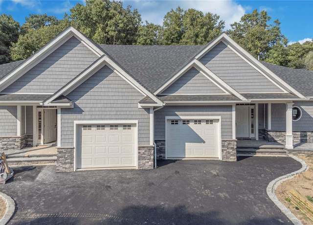 Property at 11 Primrose Ln #11, Islandia, NY 11749, 2 beds, 2 baths