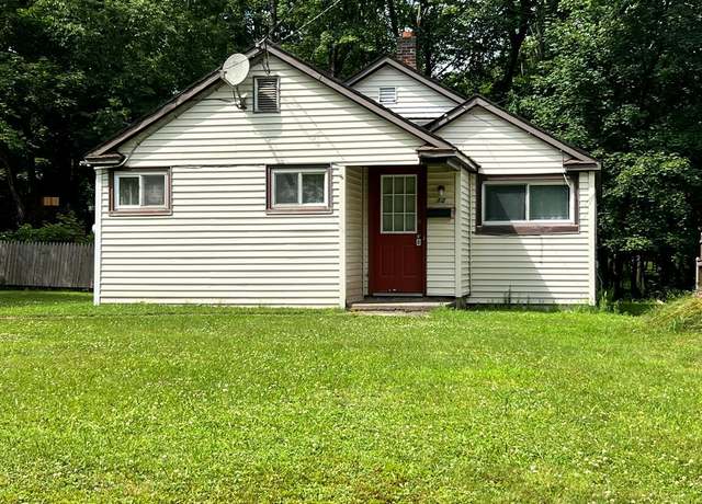 Property at 12 Myrtle Ave, Monticello, NY 12701, 4 beds, 1 bath