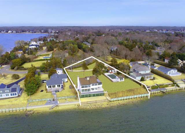 Property at 11 Tiana Cir, Hampton Bays, NY 11946, 4 beds, 4 baths