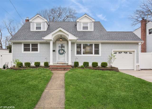 Property at 2607 Falcon St, East Meadow, NY 11554, 4 beds, 2 baths