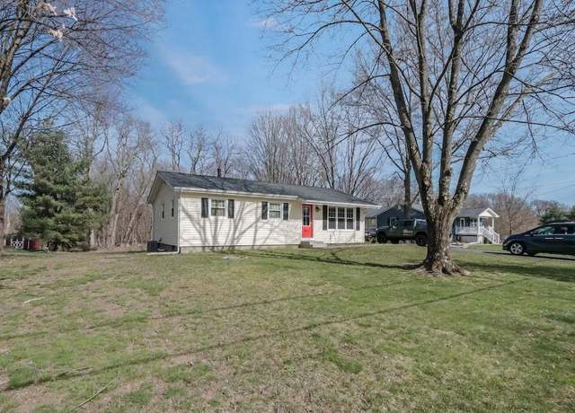 Property at 60 Colden Hill Rd, Newburgh, NY 12550, 3 beds, 1 bath