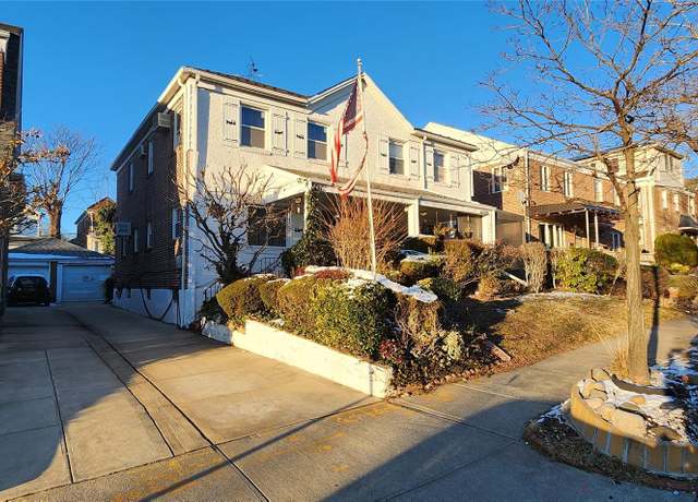 Property at 13637 72nd Ave, Flushing, NY 11367, 3 beds, 1.5 baths