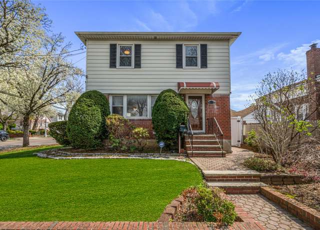 Property at 83-03 258th St, Glen Oaks, NY 11004, 3 beds, 1.5 baths