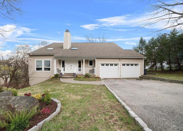 Property at 18 Andover Rd, Hartsdale, NY 10530, 5 beds, 3.5 baths