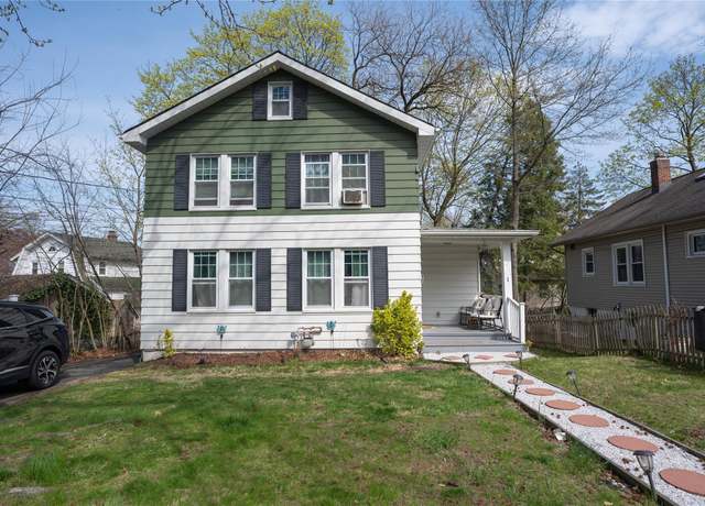 Property at 1 Crosby St, Nyack, NY 10960, 3 beds, 1.5 baths
