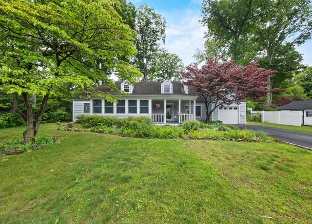 Property at 4 Hughes St, Croton-on-hudson, NY 10520, 4 beds, 2.5 baths