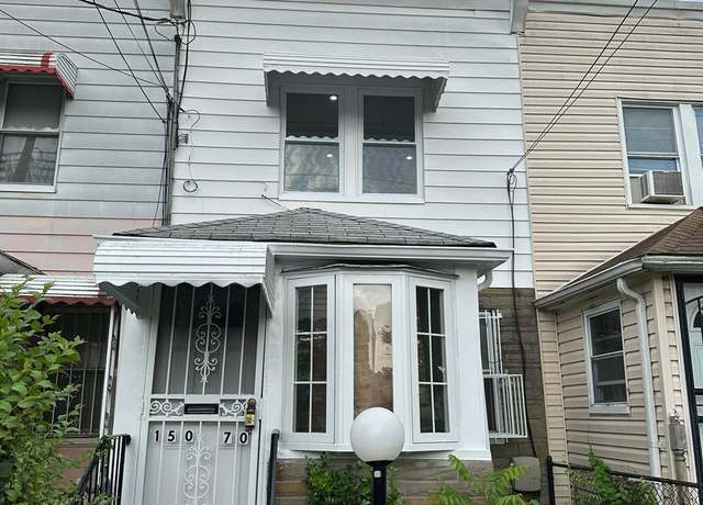 Property at 15070 Foch Blvd, Jamaica, NY 11434, 3 beds, 2.5 baths