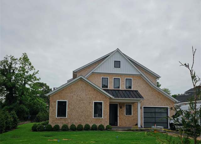 Property at 135 South Rd, Westhampton, NY 11977, 5 beds, 5.5 baths