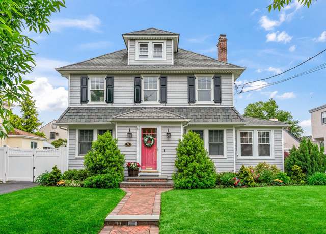 Property at 74 Buckingham Rd, West Hempstead, NY 11552, 4 beds, 3 baths