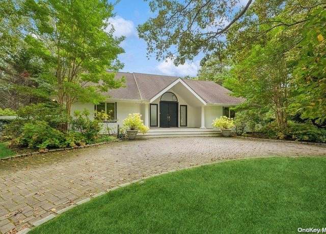 Property at 86 Whippoorwill Ln, East Quogue, NY 11942, 4 beds, 4 baths