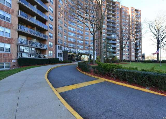 Property at 61-20 Grand Central Pkwy Unit B 903, Forest Hills, NY 11375, 2 beds, 2 baths