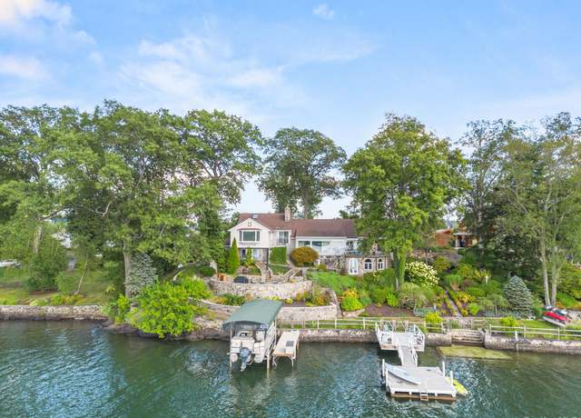 Property at 142 Lake S, New Fairfield, CT 06812, 4 beds, 4 baths