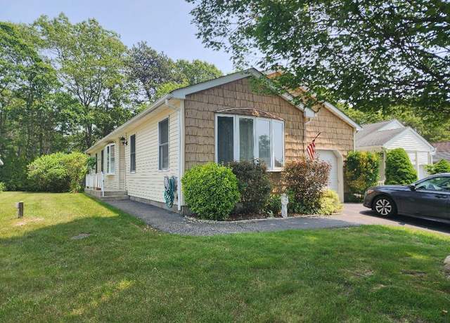 Property at 5148 Village Cir E, Manorville, NY 11949, 2 beds, 2 baths