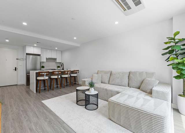 Property at 46-40 Vernon Blvd Unit 2A, Long Island City, NY 11101, 1 bed, 1 bath