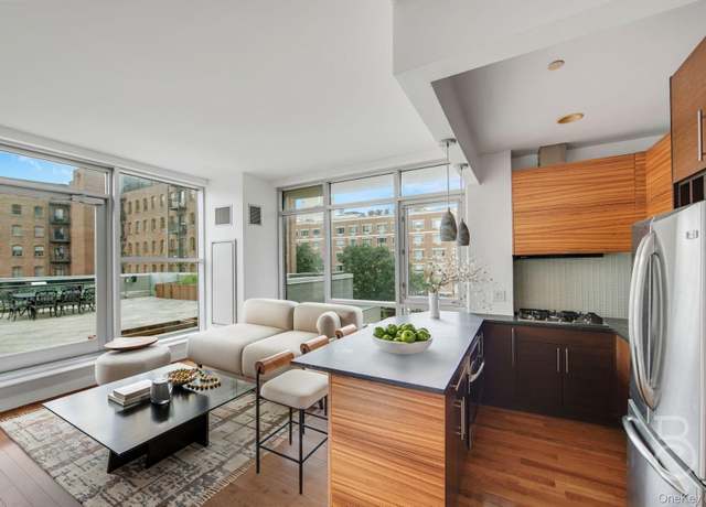 Property at 11-24 31st Ave Unit 3A, Astoria, NY 11106, 2 beds, 1 bath