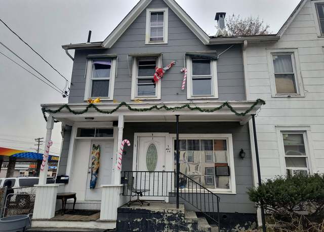 Property at 9 West St, Newburgh, NY 12550, 4 beds, 2 baths