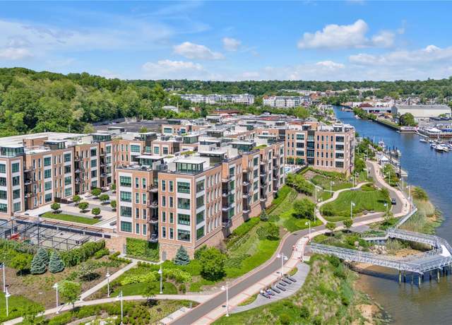 Property at 100 Garvies Point Rd #1238, Glen Cove, NY 11542, 1 bed, 1.5 baths