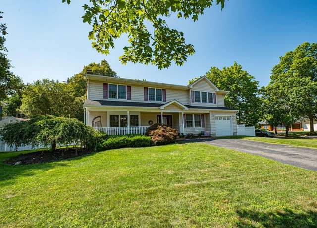 Property at 46 Plane Tree Ln, Saint James, NY 11780, 4 beds, 1.5 baths