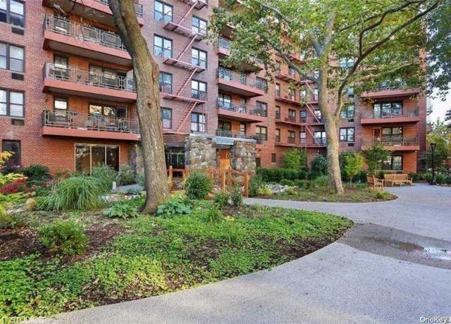 Property at 8710 51st Ave Unit 5H, Elmhurst, NY 11373, 1 bed, 1.5 baths