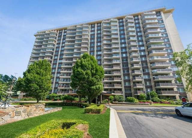 Property at 18-15 215th Unit 17H, Bayside, NY 11360, 2 beds, 2 baths