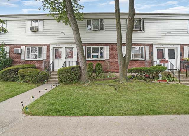 Property at 22107 Manor Rd #1214, Queens Village, NY 11427, 2 beds, 1 bath