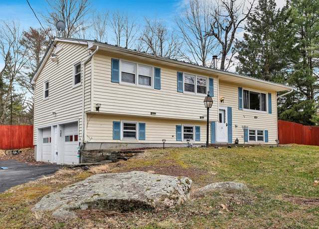 Property at 10 Hanover Dr, Monticello, NY 12701, 3 beds, 2.5 baths
