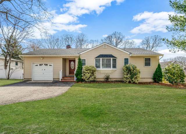 Property at 14 Renown St, Lake Grove, NY 11755, 3 beds, 1.5 baths