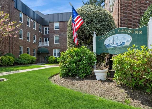 Property at 185 Atlantic Ave Unit B14, Lynbrook, NY 11563, 1 bed, 1 bath