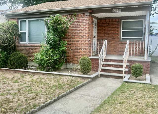 Property at 121-18 238th St, Laurelton, NY 11422, 3 beds, 1.5 baths