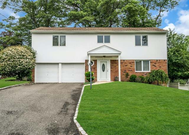 Property at 185 Harvard Dr, Plainview, NY 11803, 4 beds, 2.5 baths