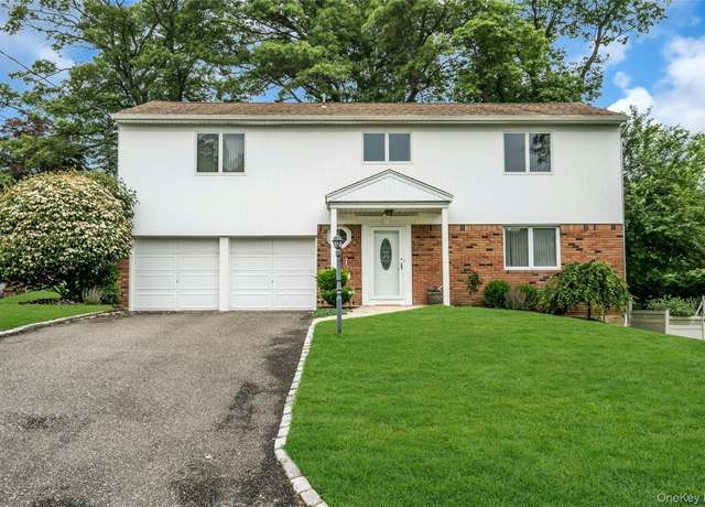 Property at 185 Harvard Dr, Plainview, NY 11803, 4 beds, 2.5 baths