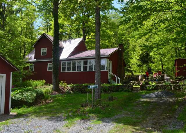 Property at 237 Trout Brook Rd, Roscoe, NY 12776, 3 beds, 1.5 baths